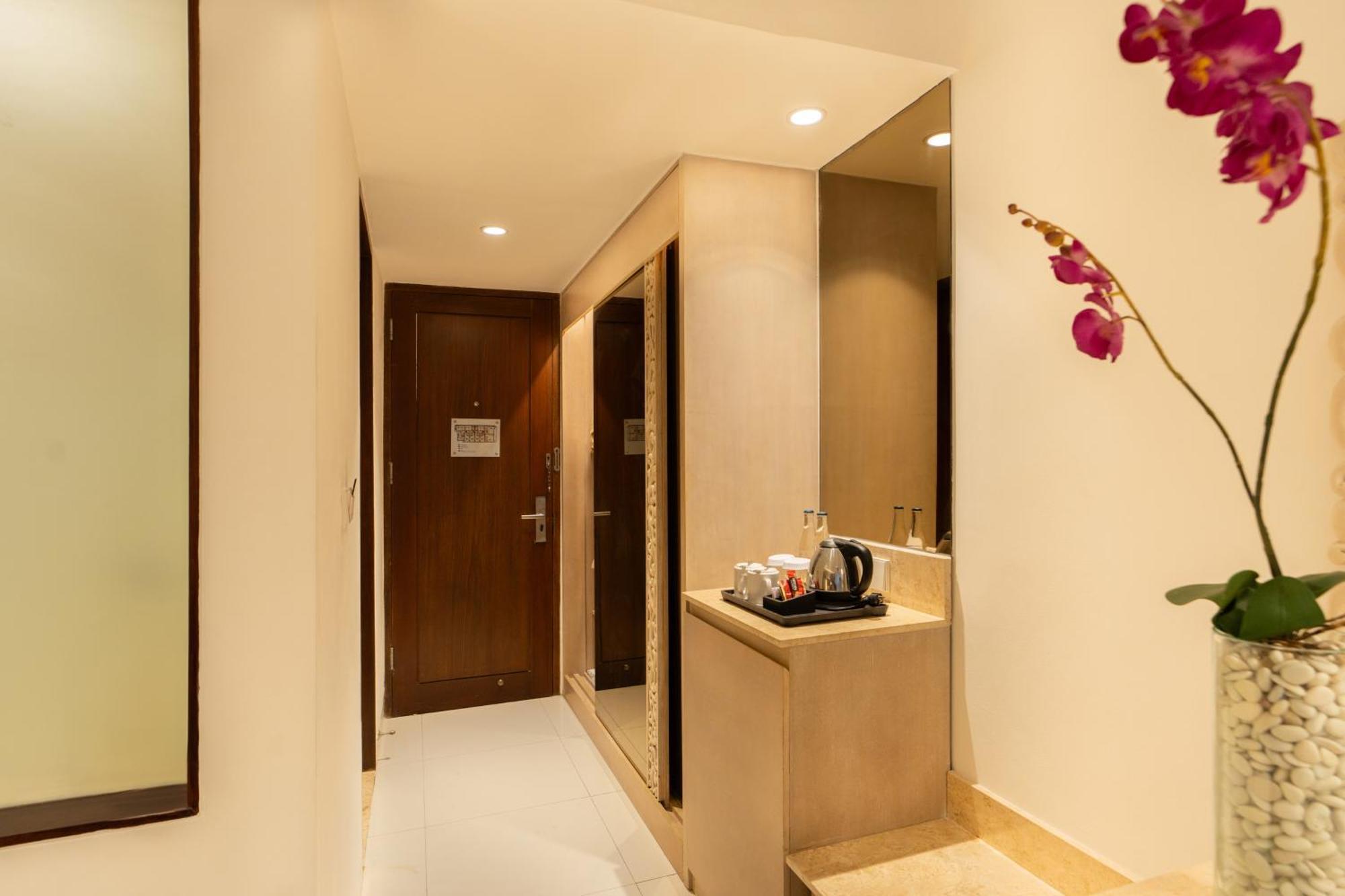 Kuta Angel Hotel Extérieur photo